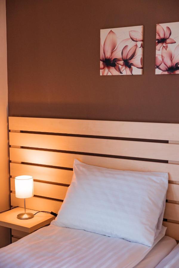 Termal Kre-Spa Sinnicolau de Munte Bagian luar foto